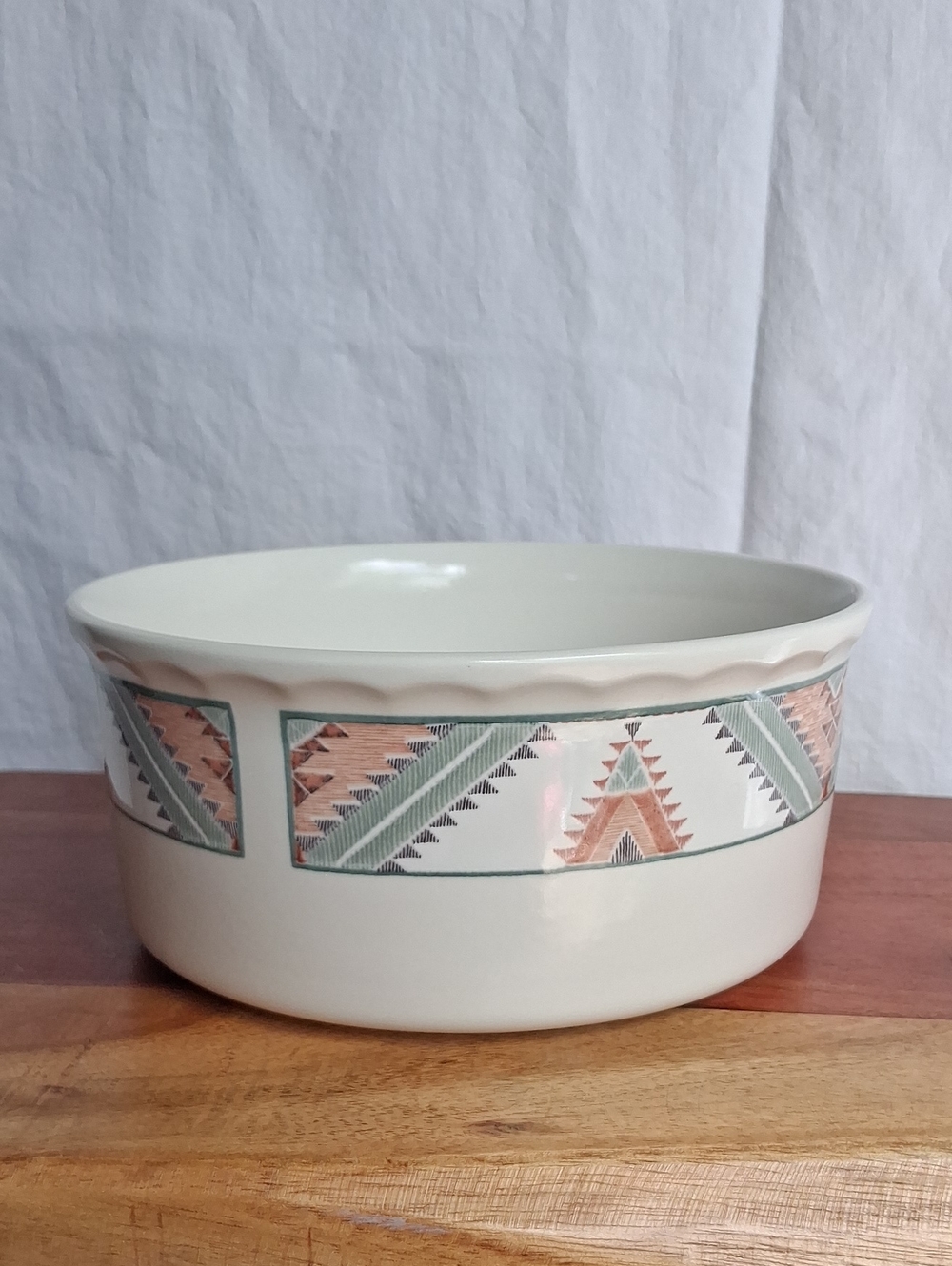 Mikasa Santa FeIntaglio CAC24 8" Serving Bowl Southwestern Geometric Tribal